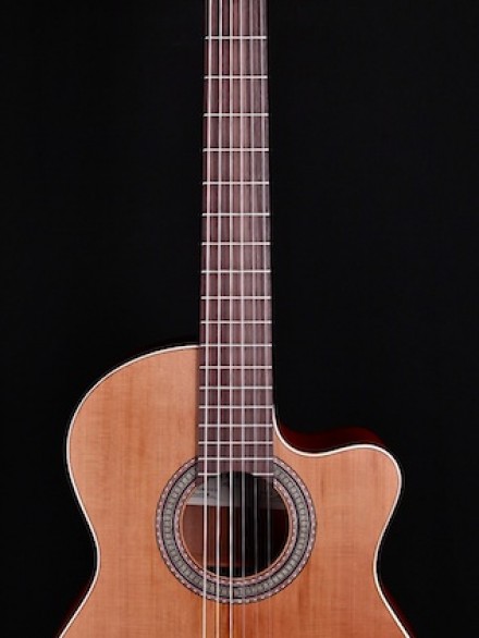 SATIN FINISH CEDAR TOP CW FISH MAN CLASSICA II